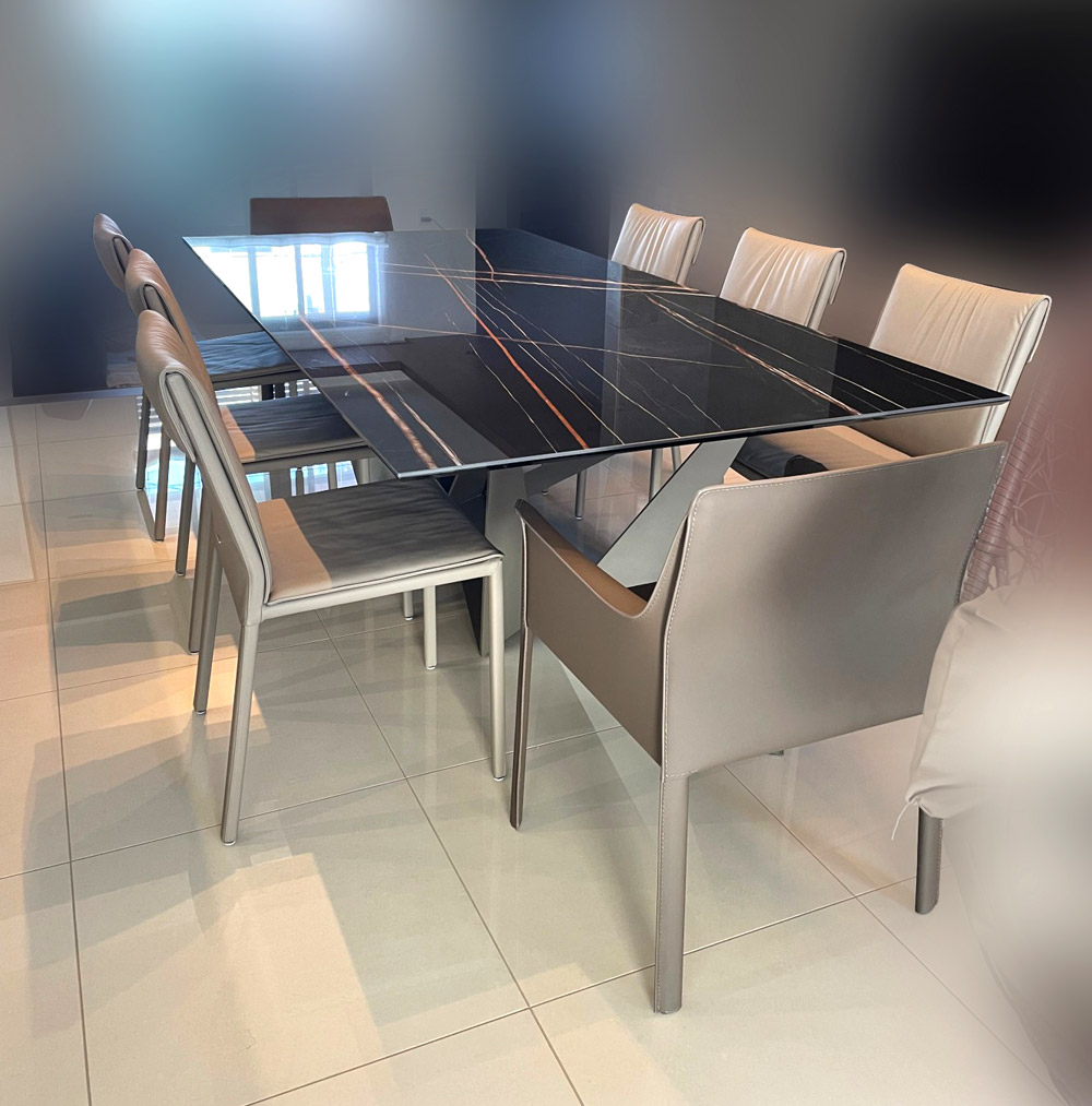 納品実績 Cattelan Italia
