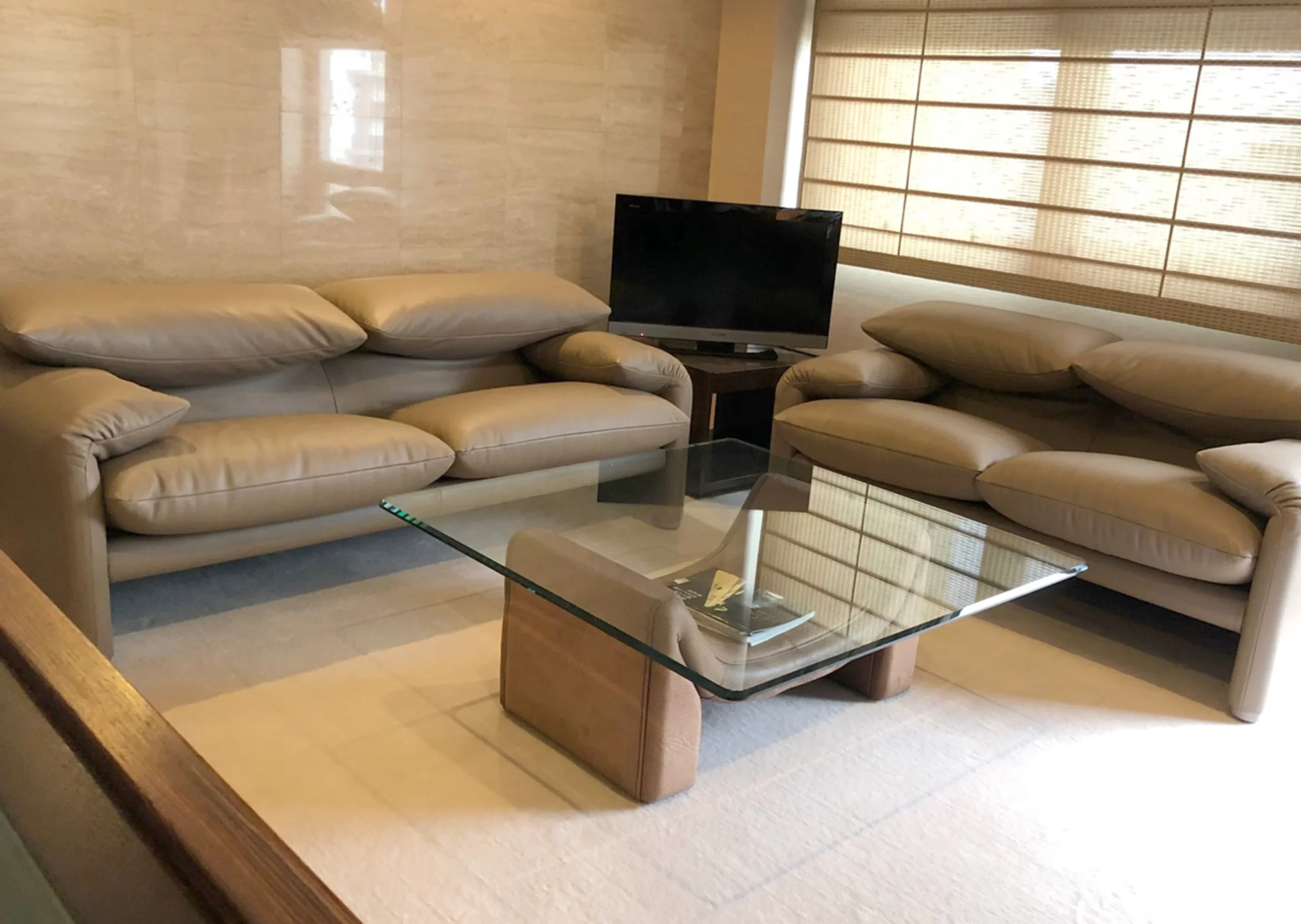 納品実績 Cassina 675 Maralungaソファ