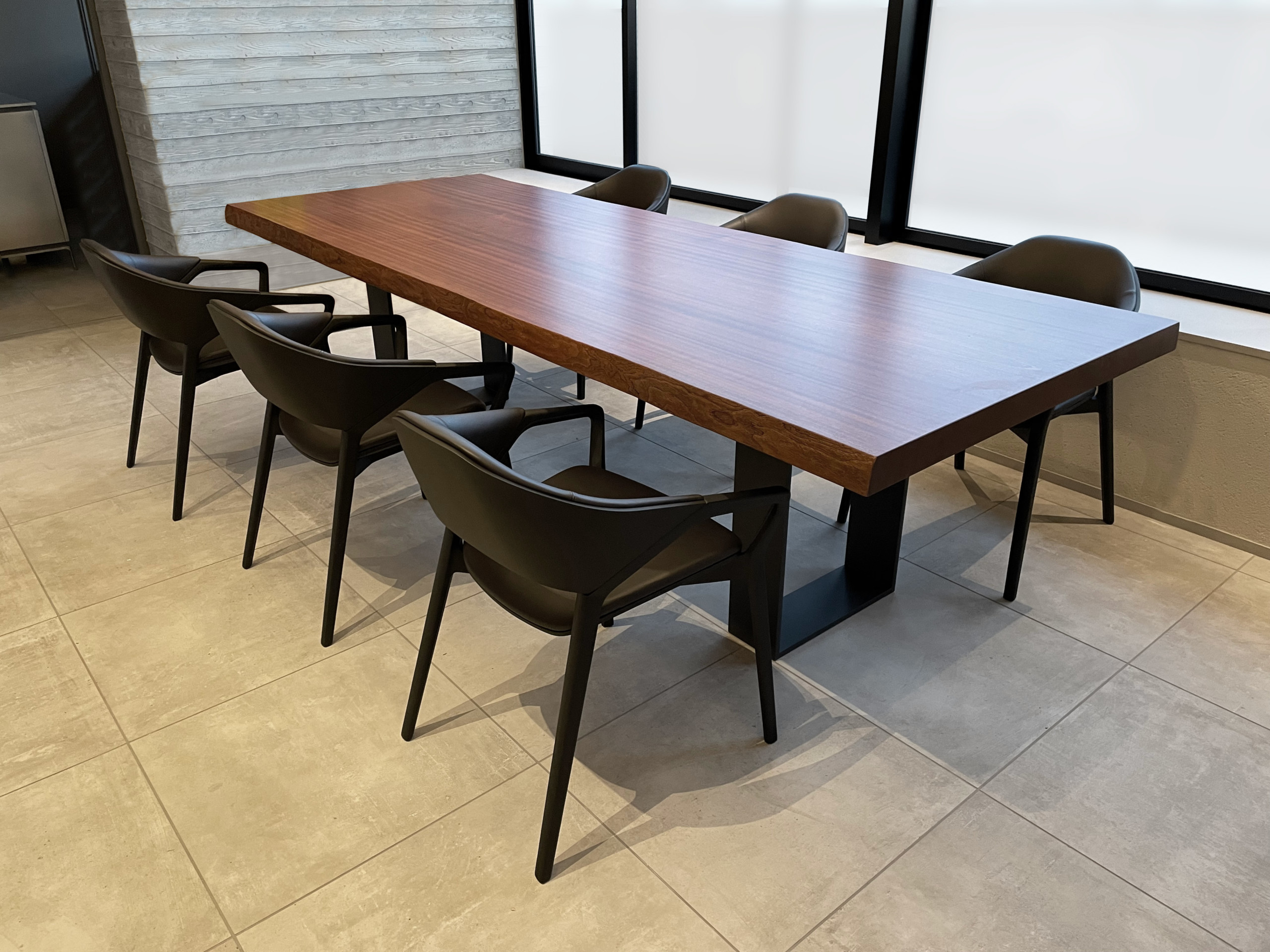 納品実績 Cassina