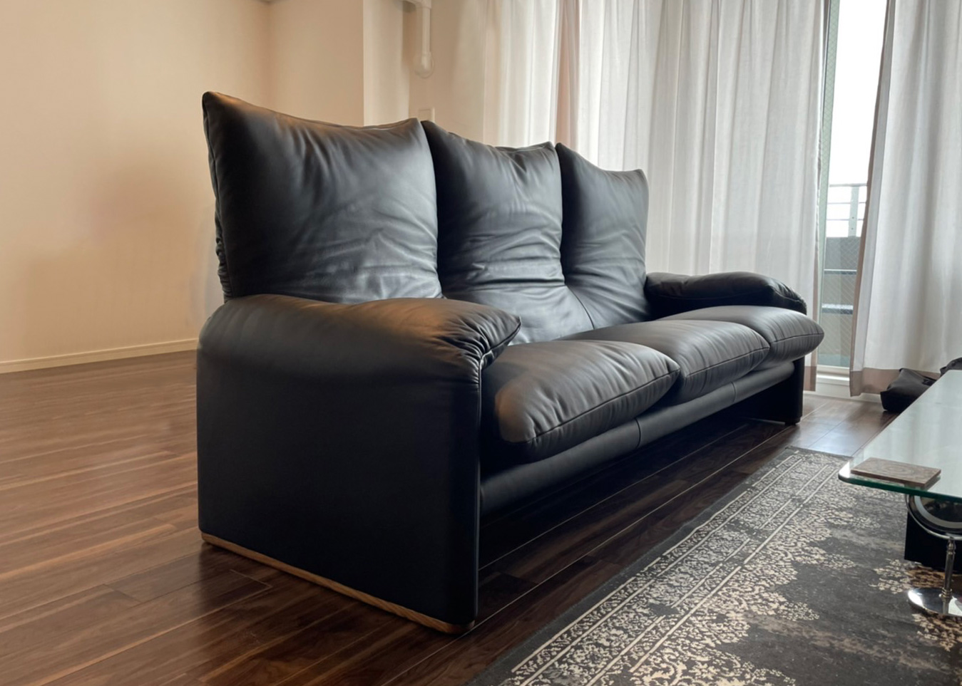 納品実績 Cassina