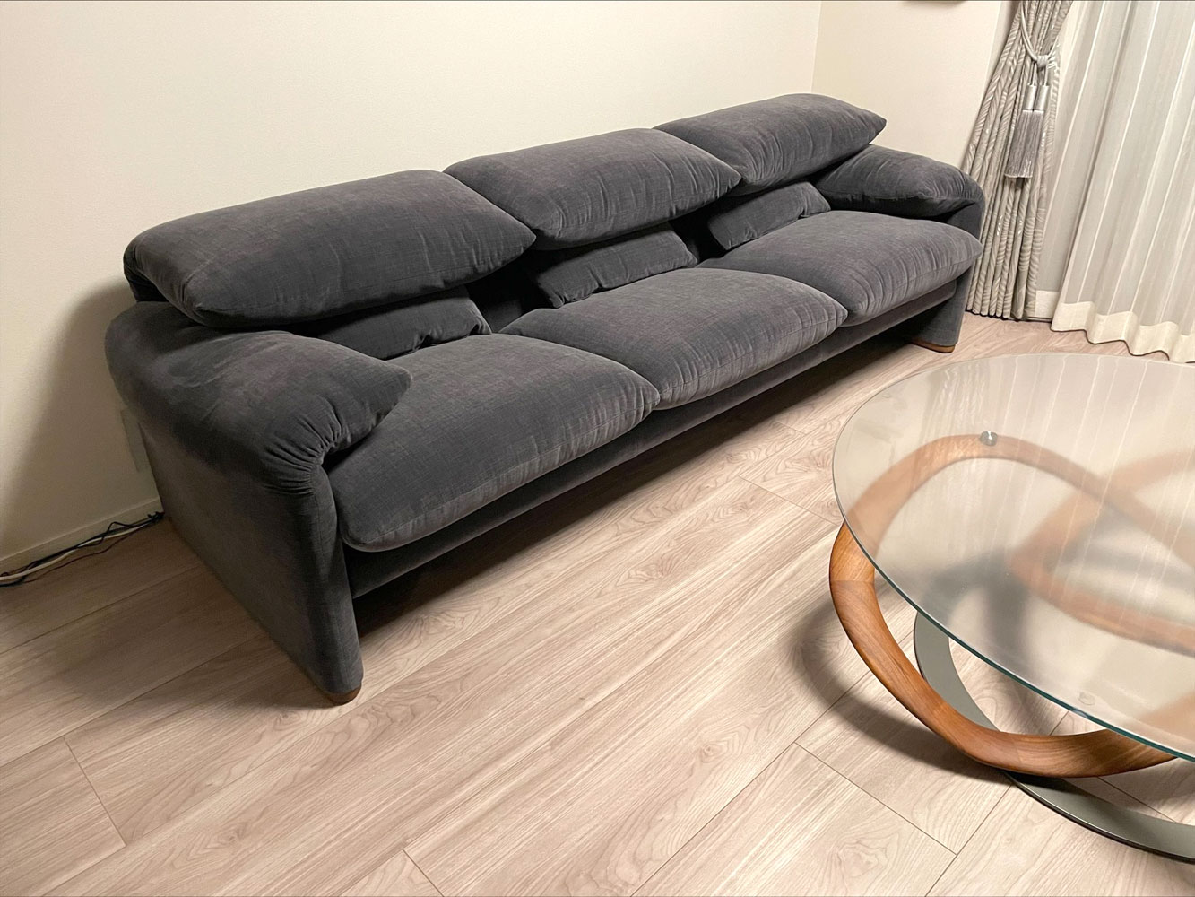 納品実績 Cassina