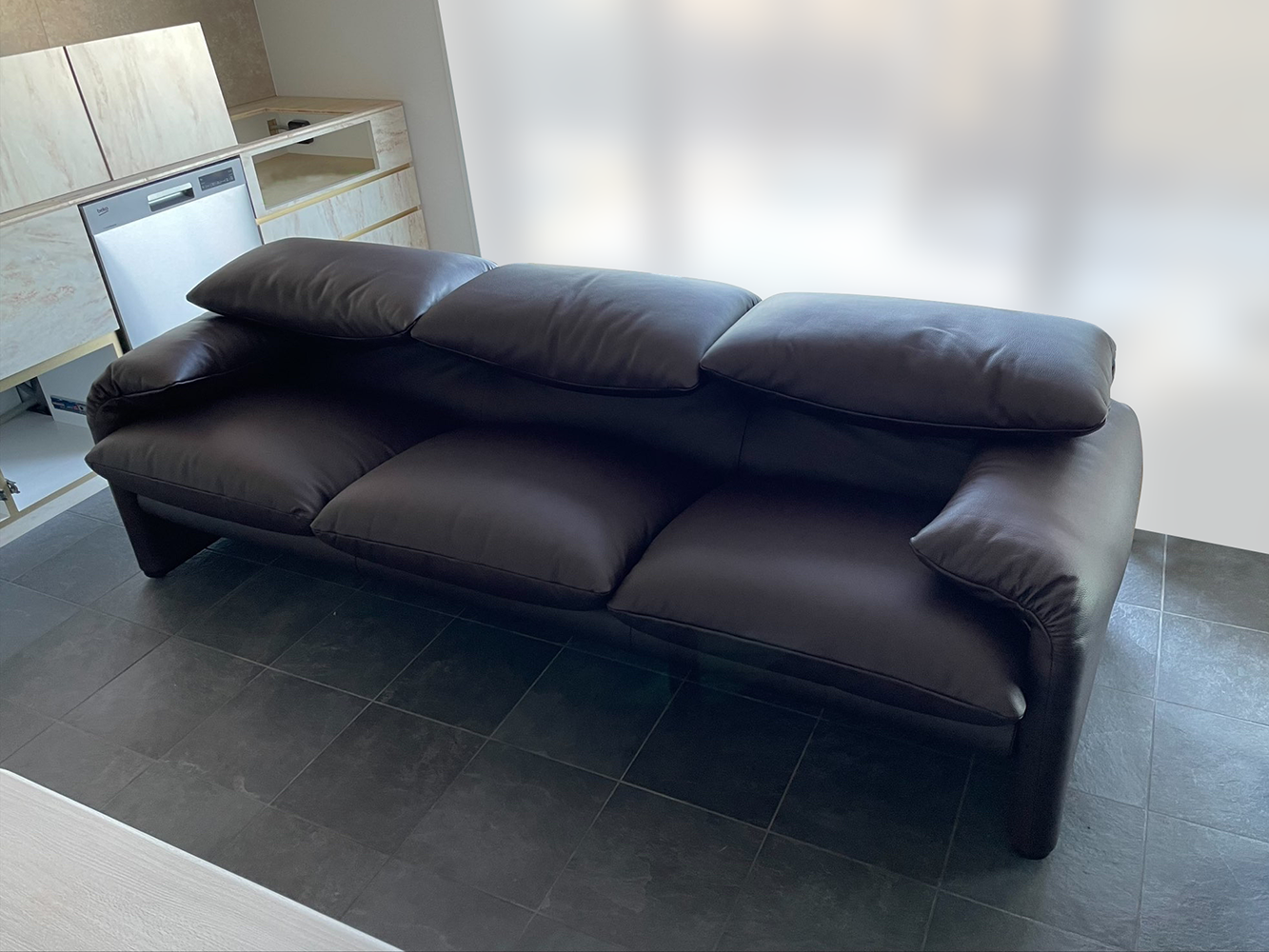 納品実績 Cassina