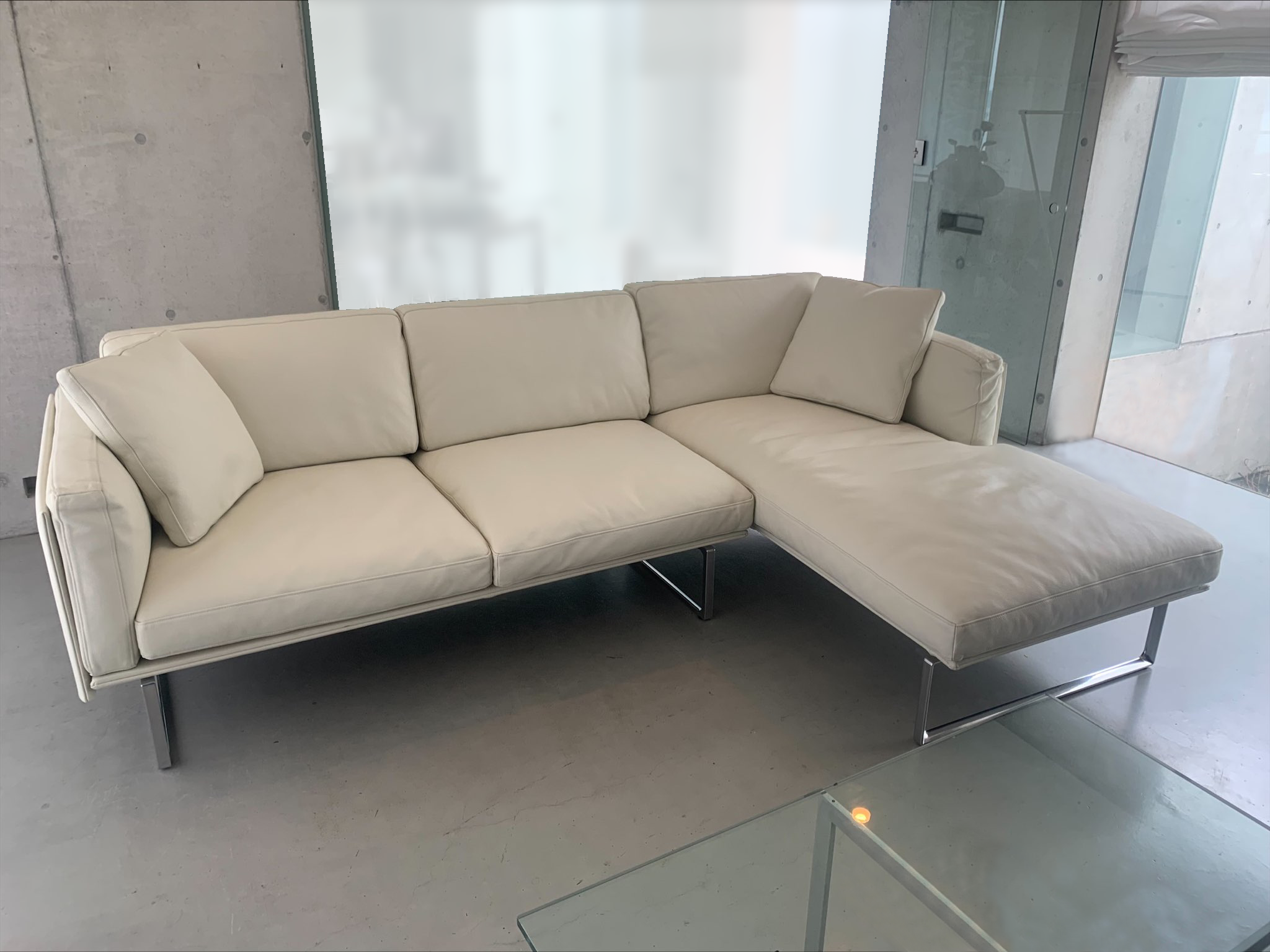 納品実績 Cassina