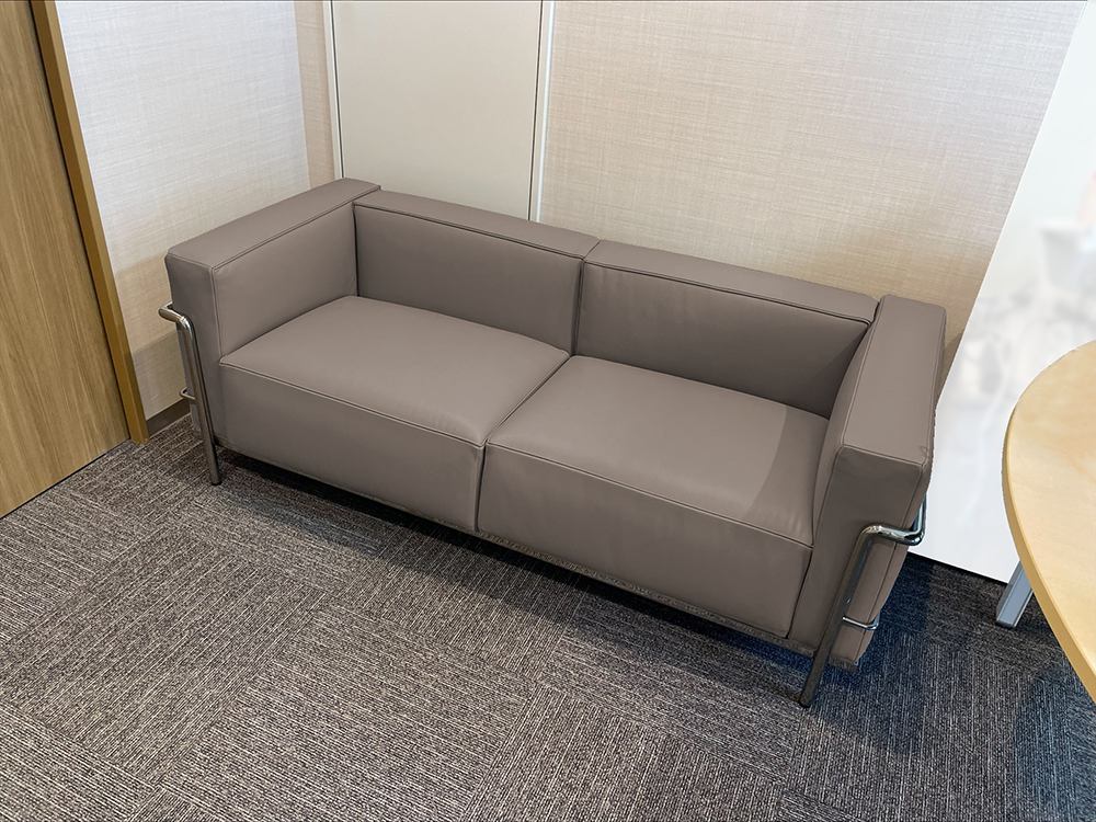 納品実績 Cassina