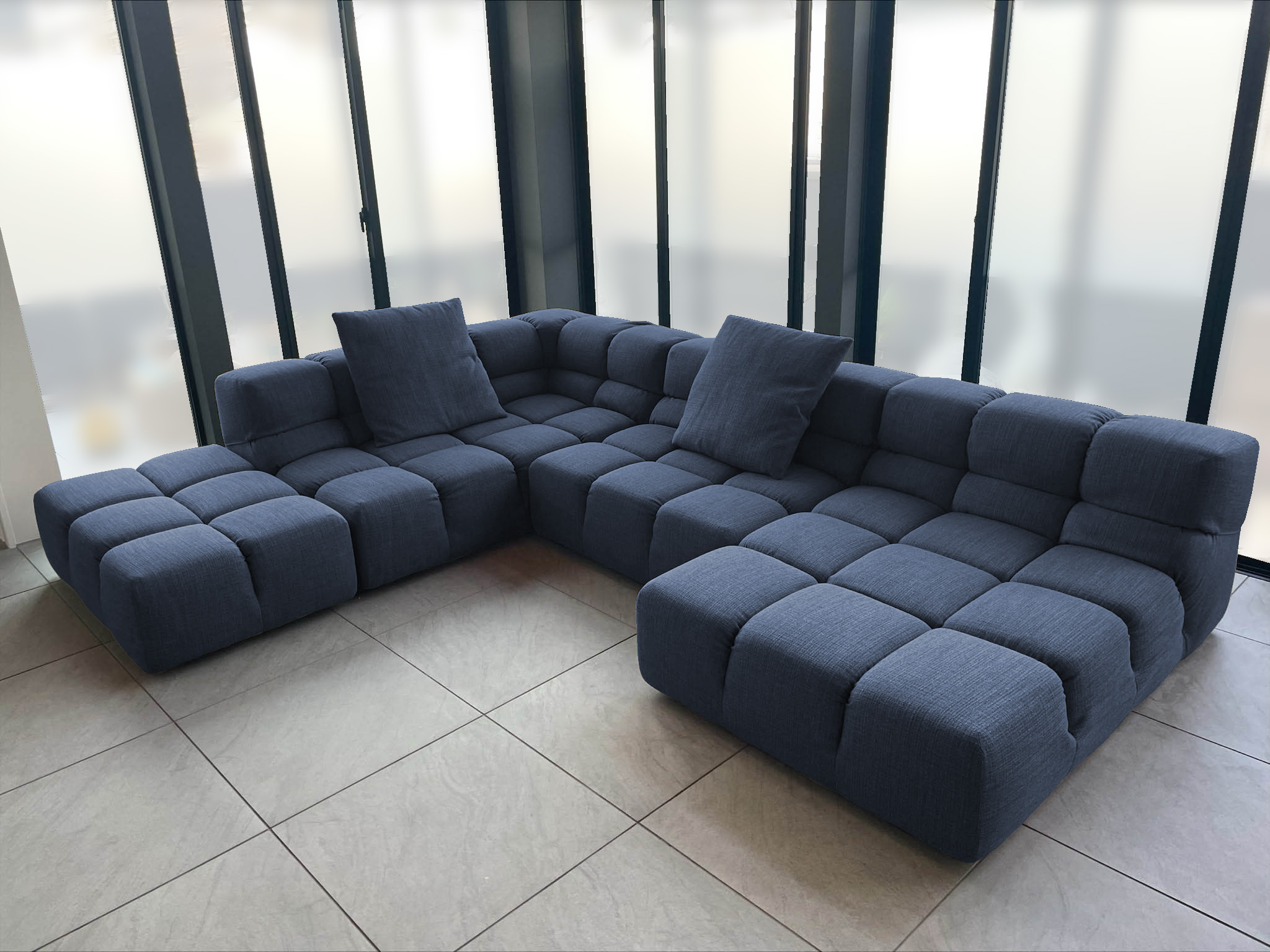 納品実績 B&B Italia