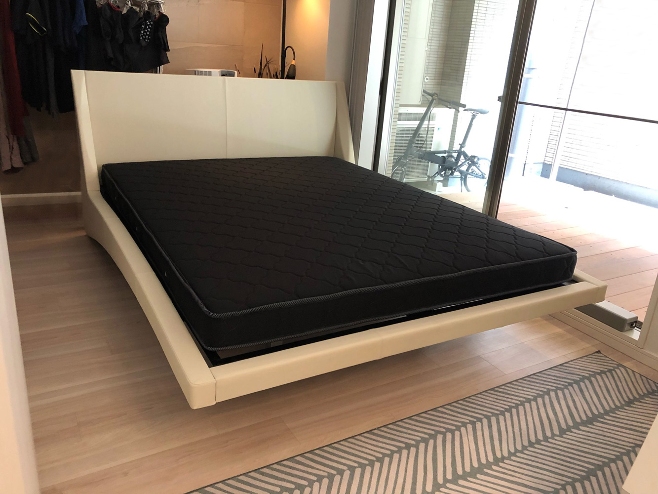 納品実績 Cattelan Italia