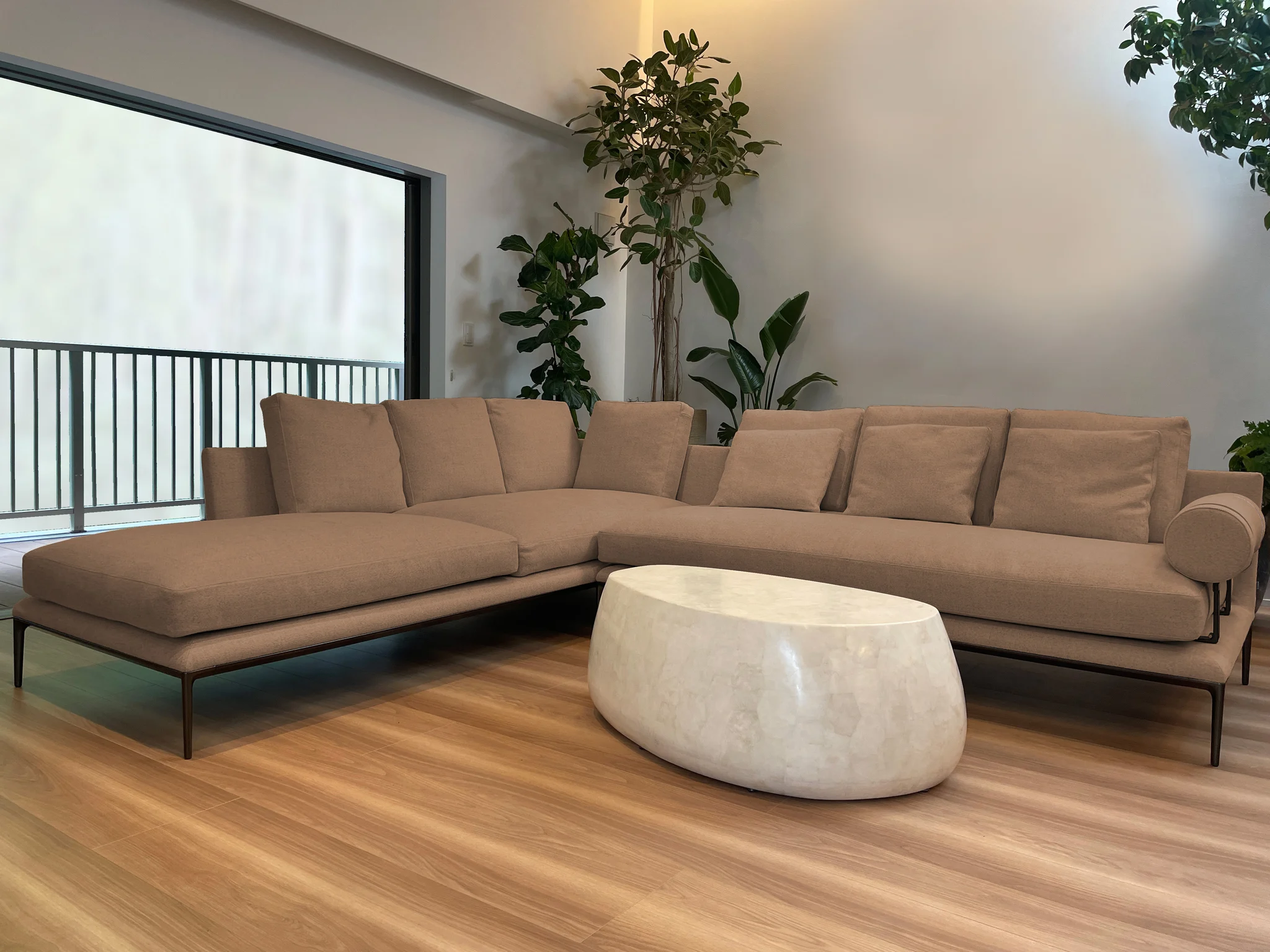 納品実績 B&B Italia Atollソファ