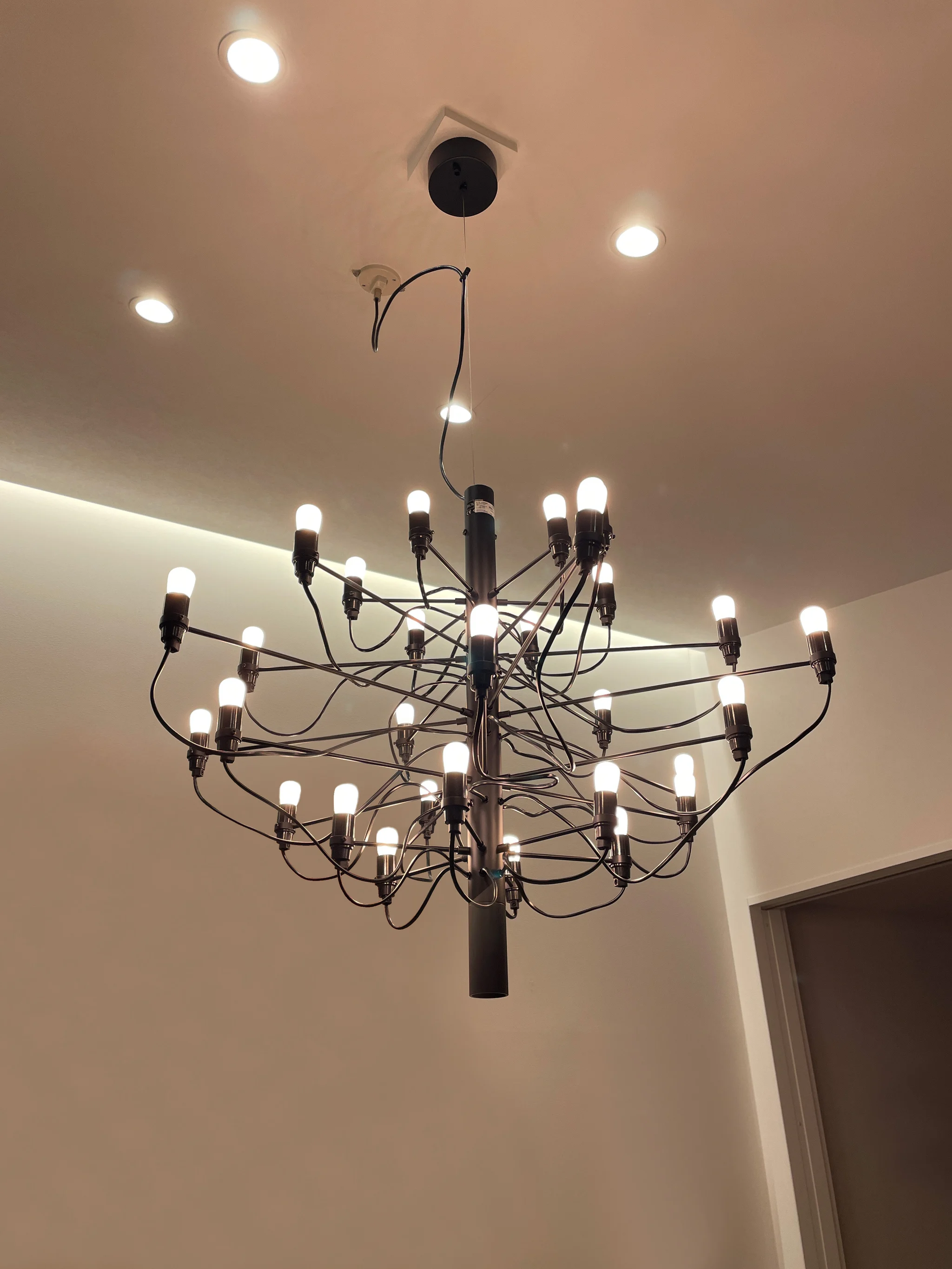 納品実績 FLOS MOD.2097