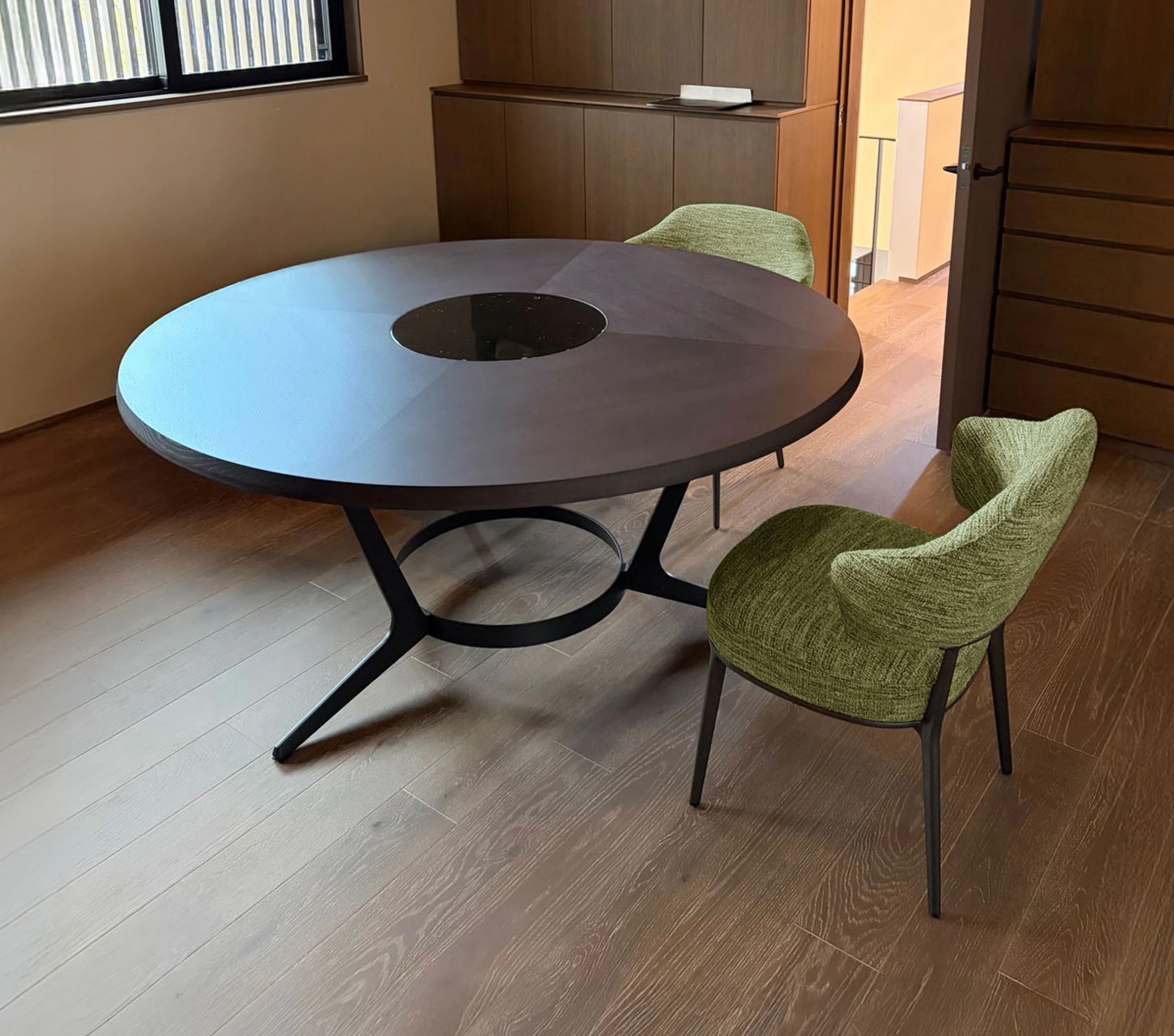 納品実績 MAXALTO ASTRUM table