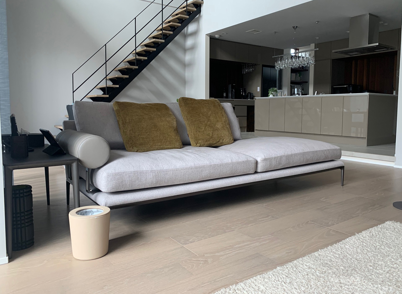 納品実績 B&B Italia