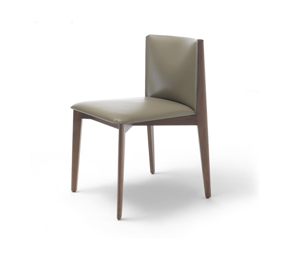 Ionis chair