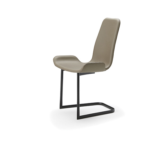 Flamingo Cantilever