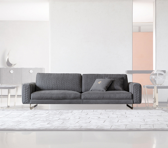 Charisma sofa with metal legs