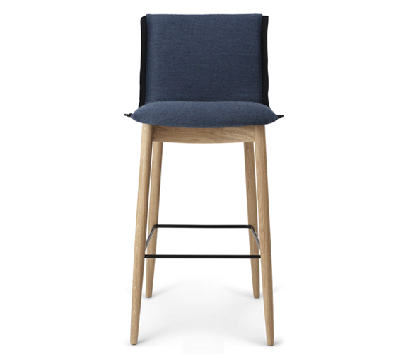 E006 Embrace Bar Stool