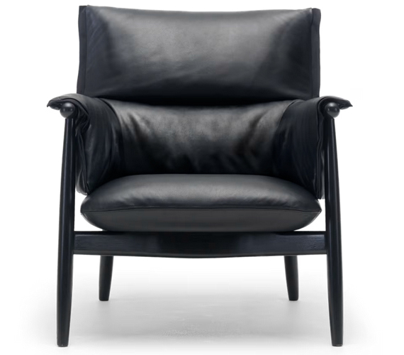 E015 Embrace Lounge Chair