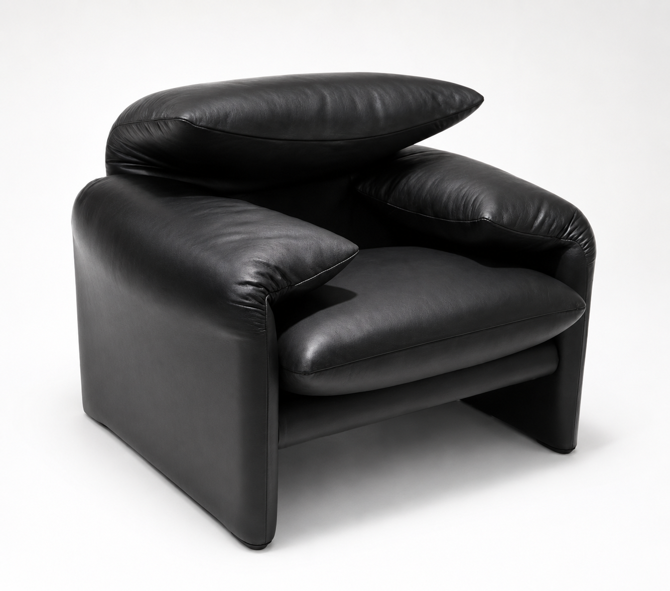 Cassina（カッシーナ） | Nakatsu Kagu
