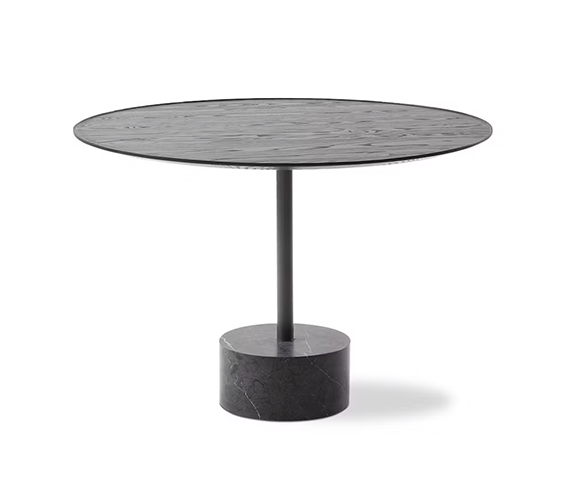 194 9(NOVE) dinning table