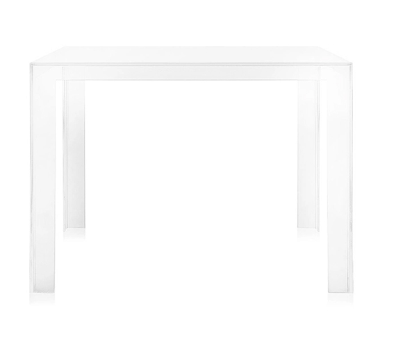 INVISIBLE TABLE