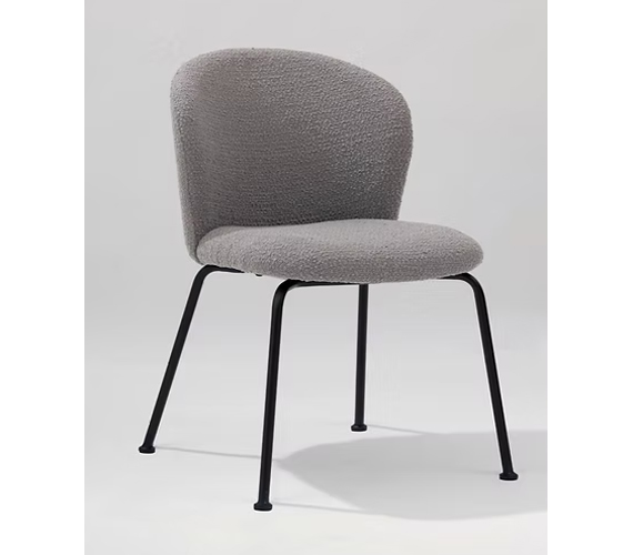 CLUTCH CHAIR