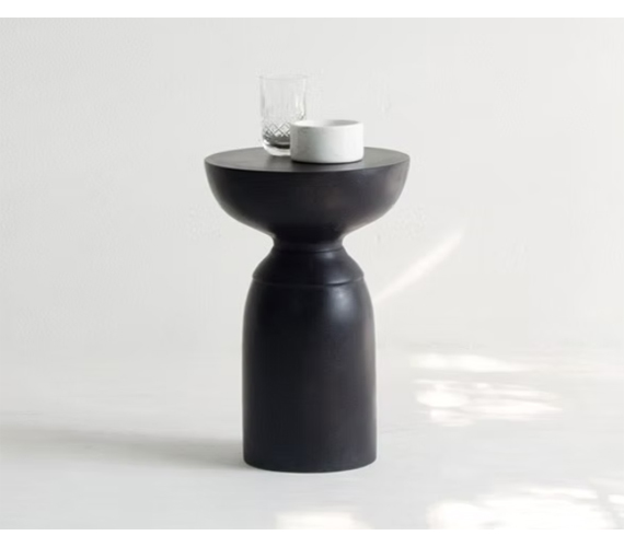 TOTEM END TABLE
