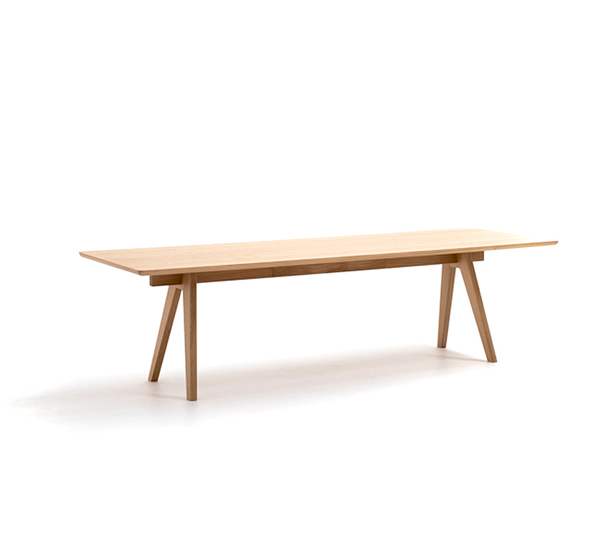 Mathilda Table