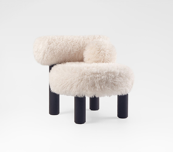 Low Chair Gropius CS2 Fluffy Edition