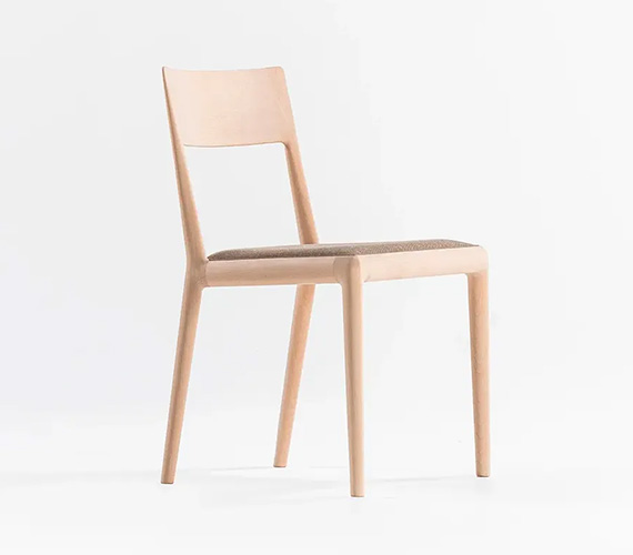 The curving chair